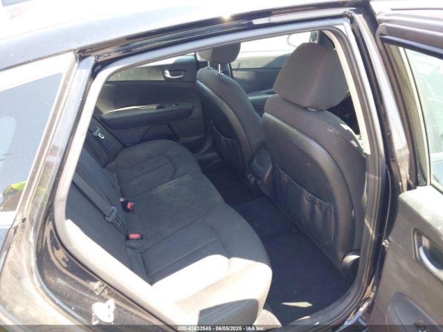 5XXGT4L31GG120885 KIA Optima Lx