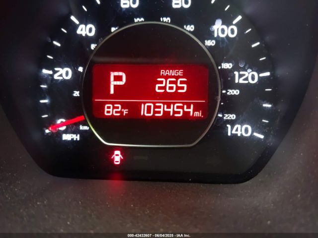 KNDJP3A52J7600216 KIA SOUL +