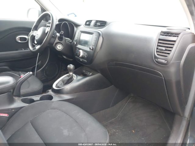 KNDJP3A52J7600216 KIA SOUL +