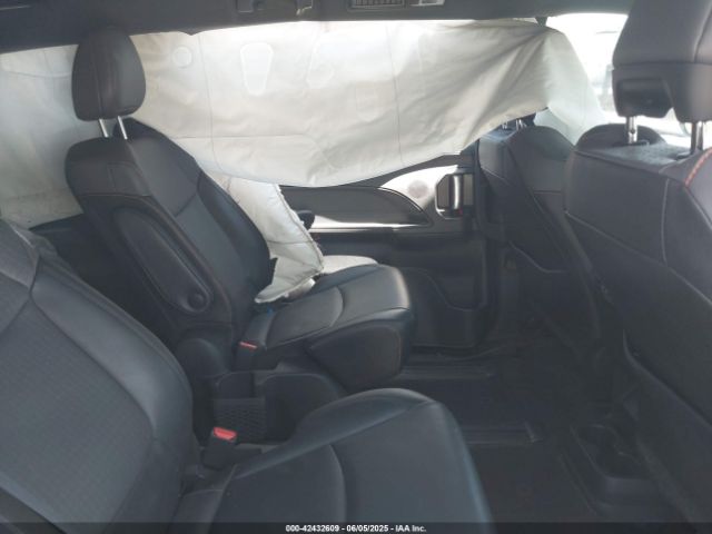 2021 TOYOTA SIENNA 5TDXRKEC6MS021909 Photo 7