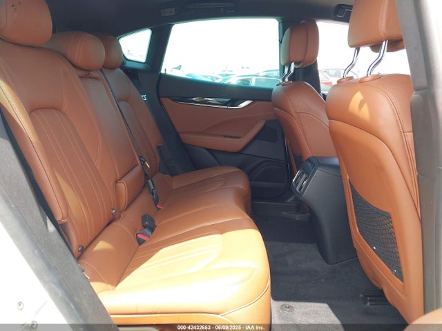 ZN661YUA4KX325431 Maserati m156e