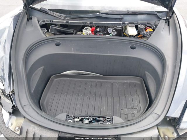 2023 TESLA MODEL 3 5YJ3E1EA5PF403912 Photo 9