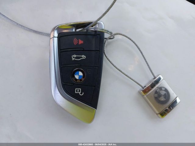 5UXKR0C53H0V49899 BMW 2017