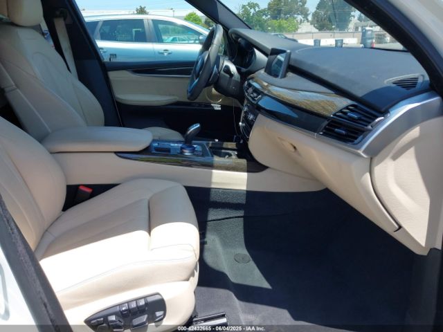 5UXKR0C53H0V49899 BMW 2017