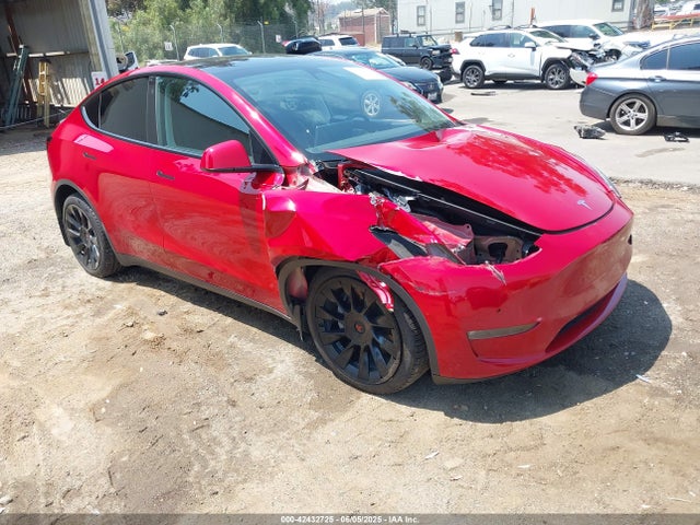 2022 TESLA MODEL Y 7SAYGDEE7NF351901 Photo 0