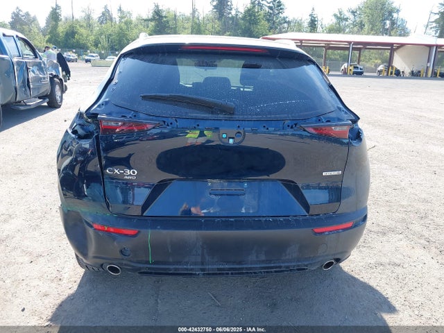 3MVDMBBM4PM558831 Mazda Cx-30 2.5 S Select