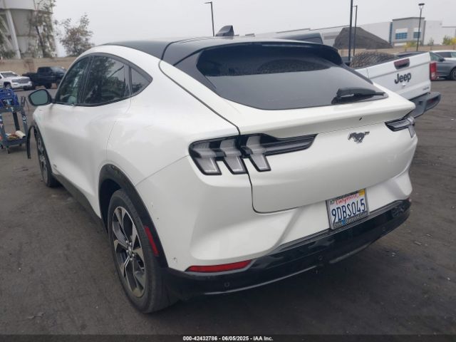 2022 FORD MUSTANG MACH-E 3FMTK3RM6NMA42672 Photo 2