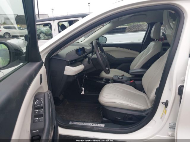 2022 FORD MUSTANG MACH-E 3FMTK3RM6NMA42672 Photo 4