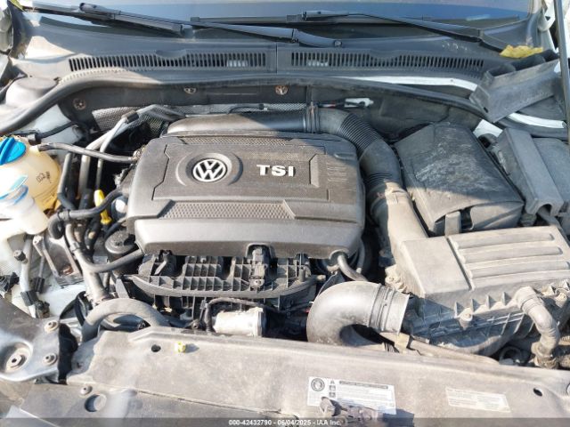3VWD17AJ2EM415210 Volkswagen Jetta 1.8t Se