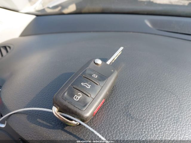 3VWD17AJ2EM415210 Volkswagen Jetta 1.8t Se