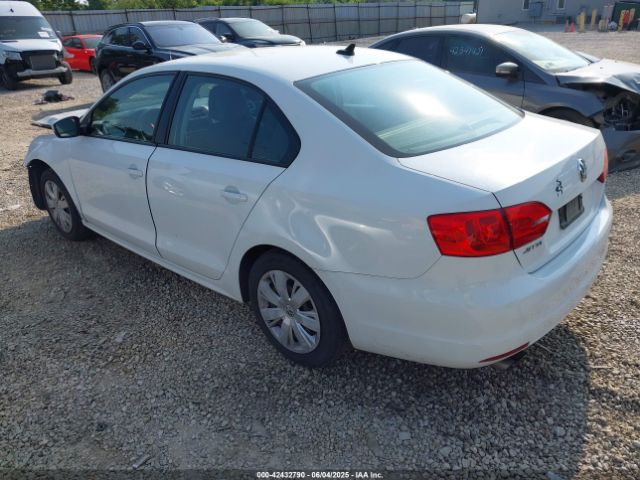 3VWD17AJ2EM415210 Volkswagen Jetta 1.8t Se