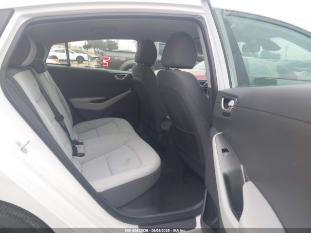 2022 HYUNDAI IONIQ HYBRID KMHC65LC7NU280672 Photo 7
