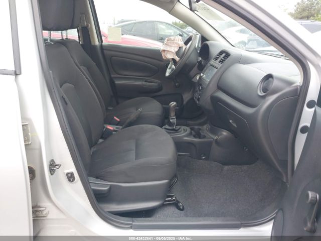 3N1CN7APXJL884636 Nissan Versa