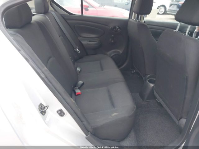 3N1CN7APXJL884636 Nissan Versa