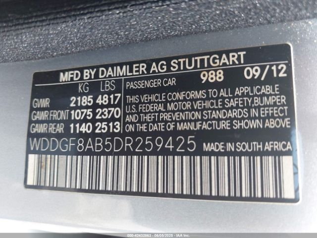 2013 MERCEDES-BENZ C 300 WDDGF8AB5DR259425 Photo 8