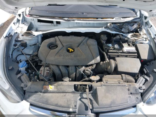 5NPDH4AE6FH611903 Hyundai ELANTRA SE