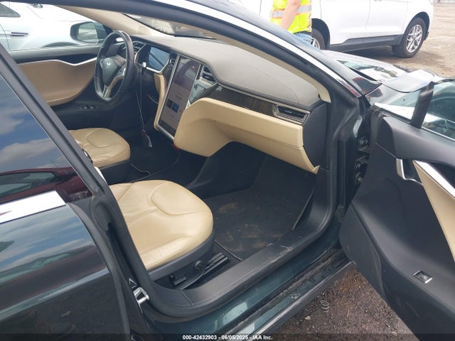 2013 TESLA MODEL S 5YJSA1DG9DFP06457 Photo 4