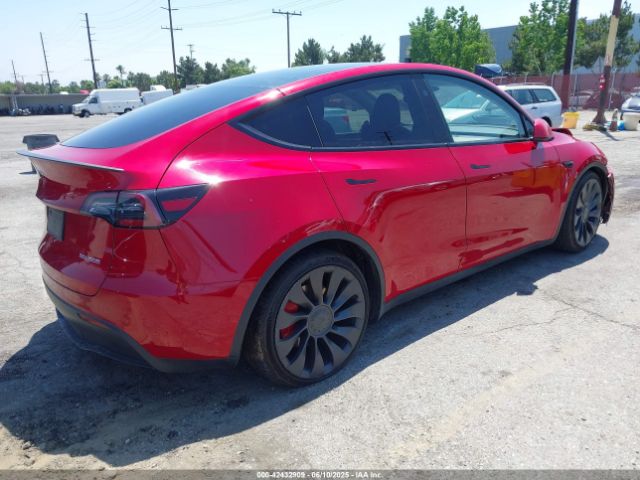 2023 TESLA MODEL Y 7SAYGDEF6PF884673 Photo 3
