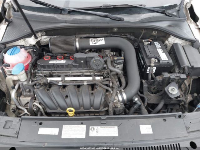 1VWBP7A3XEC017669 Volkswagen Passat 2.5l Se