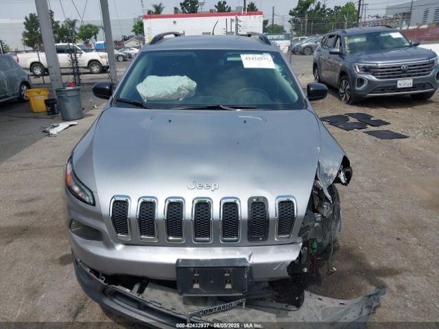 1C4PJLAB2GW324331 Jeep Cherokee