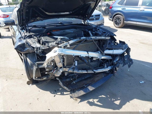 WBAJB1C54JB085214 BMW 2018