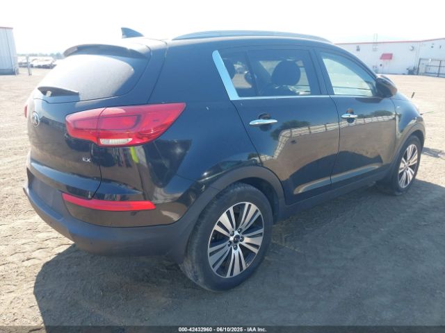 KNDPCCAC9F7761156 KIA Sportage Ex