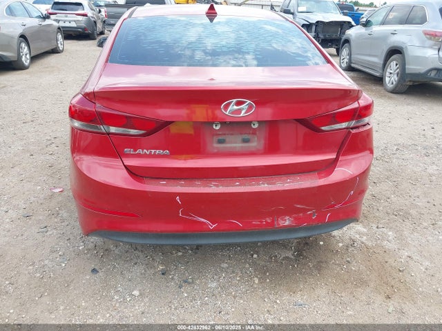 5NPD84LF5HH002813 Hyundai 2017