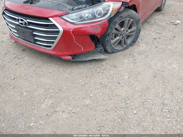 5NPD84LF5HH002813 Hyundai 2017