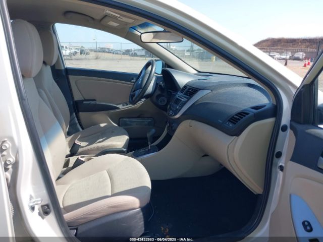 KMHCT4AE9GU107391 Hyundai ACCENT SE