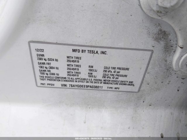 2023 TESLA MODEL Y 7SAYGDEE9PA038011 Photo 8