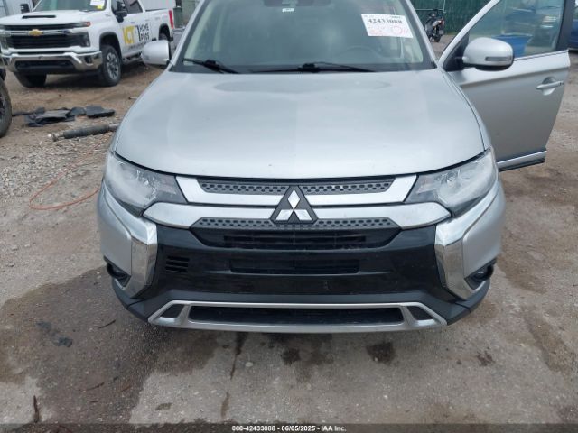 2020 MITSUBISHI OUTLANDER JA4AD3A34LZ029885 Photo 5