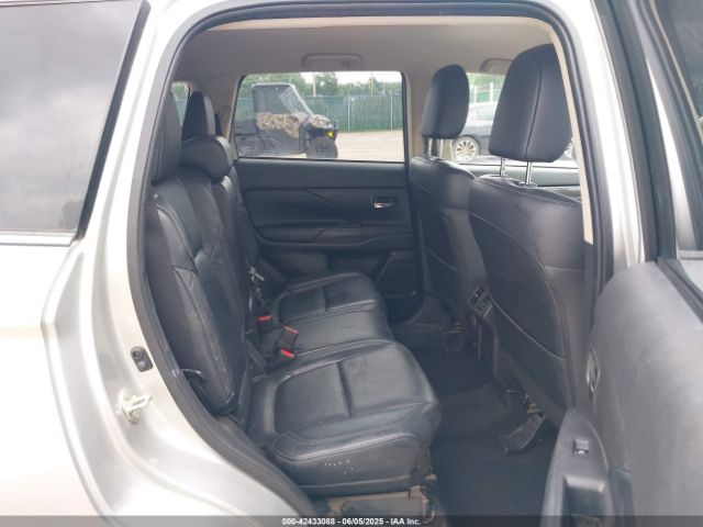 2020 MITSUBISHI OUTLANDER JA4AD3A34LZ029885 Photo 7