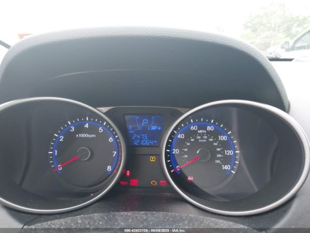 KM8JUCAG0FU980297 Hyundai TUCSON SE