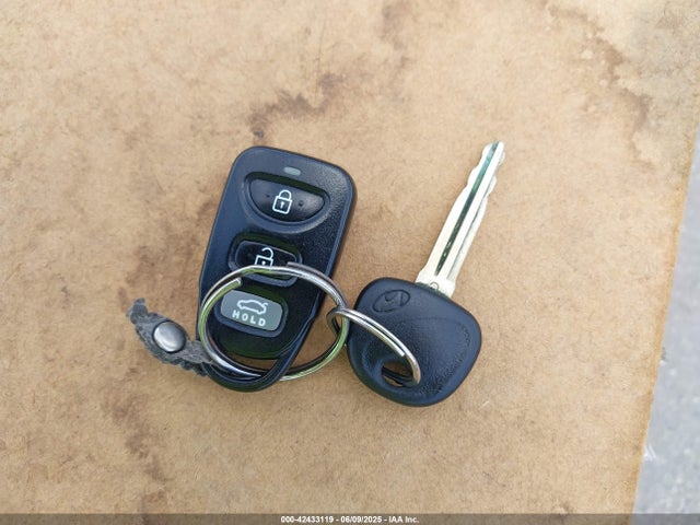 5NPD84LF2JH321267 Hyundai ELANTRA SEL