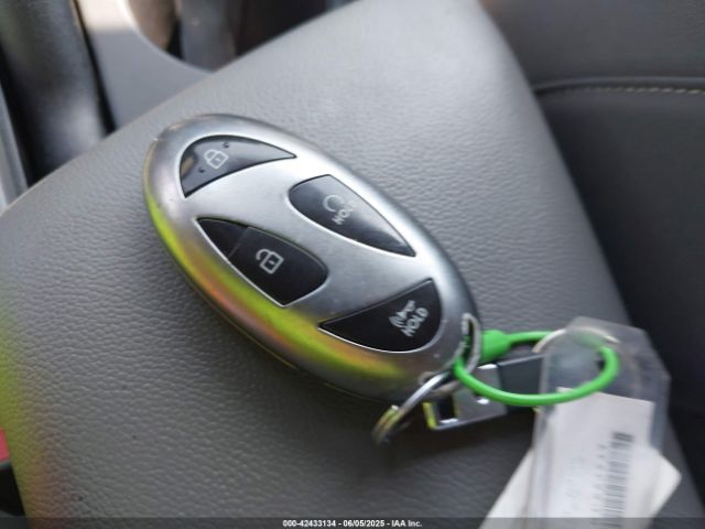 KMHLM4DG5RU653537 Hyundai ELANTRA SEL