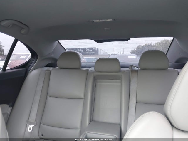 Acura TLX 2017 19UUB1F35HA010632 Image 20