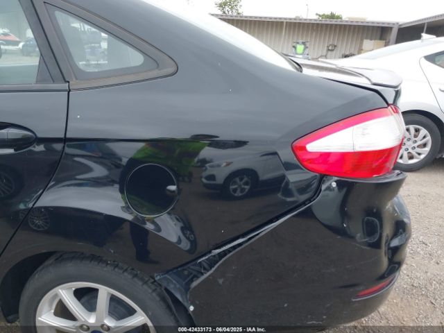 3FADP4BJ6GM107996 Ford FIESTA SE