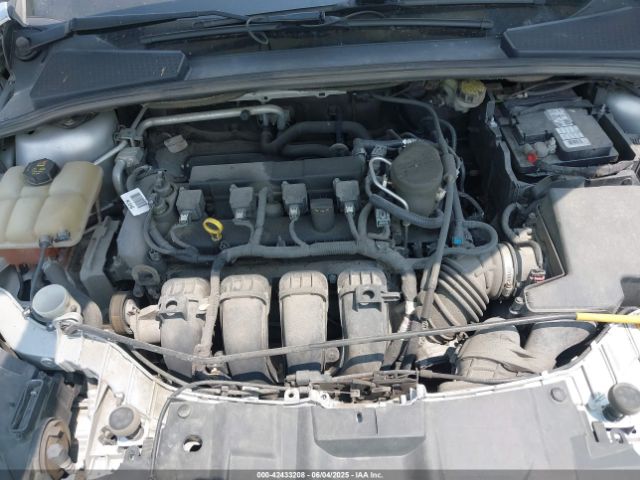 1FADP3J24FL280341 Ford Focus Titanium