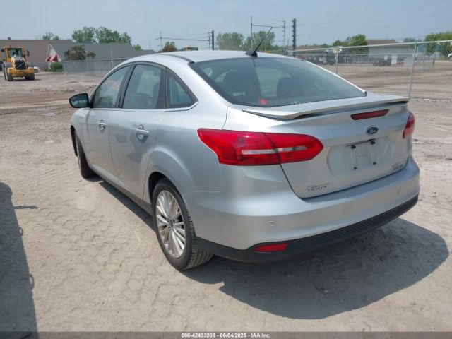 1FADP3J24FL280341 Ford Focus Titanium