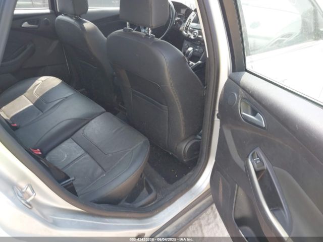 1FADP3J24FL280341 Ford Focus Titanium