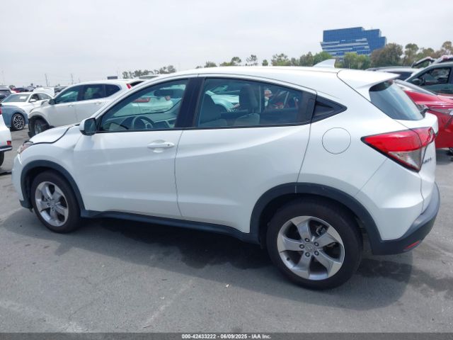 3CZRU5H31NM731526 Honda Hr-v 2wd Lx