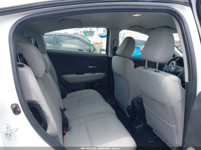 3CZRU5H31NM731526 Honda Hr-v 2wd Lx
