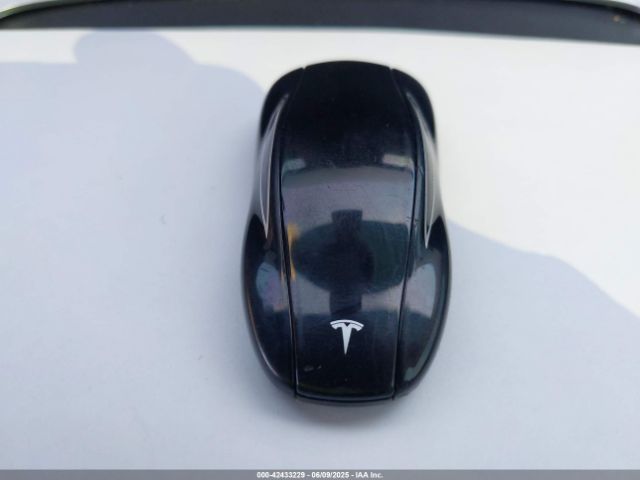 2022 TESLA MODEL 3 5YJ3E1EB2NF182940 Photo 10
