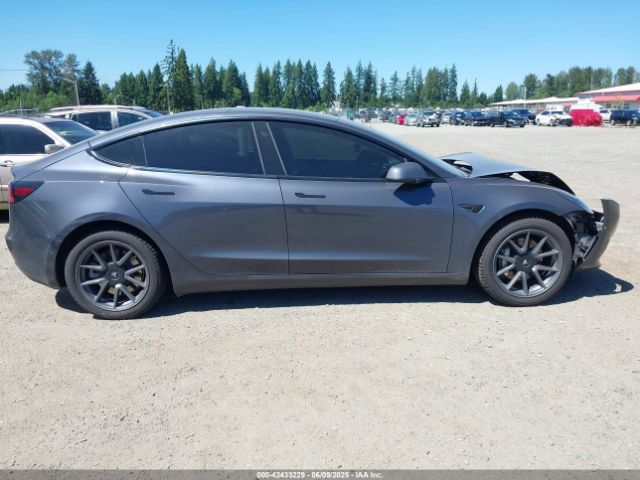 5YJ3E1EB2NF182940 Tesla Model 3 Long Range Dual Motor All-wheel Drive
