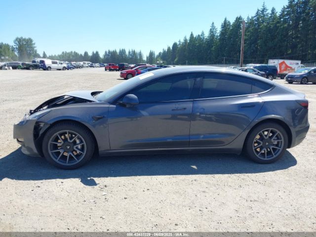5YJ3E1EB2NF182940 Tesla Model 3 Long Range Dual Motor All-wheel Drive
