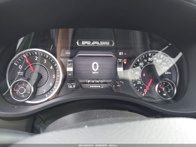 1C6RREJT9RN218724 RAM 1500 Laramie  4x2 5'7 Box