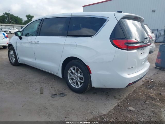 2024 CHRYSLER PACIFICA 2C4RC1BG9RR182962 Photo 2