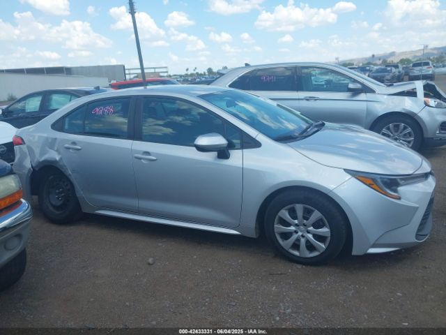 5YFB4MDE6PP024815 Toyota COROLLA LE