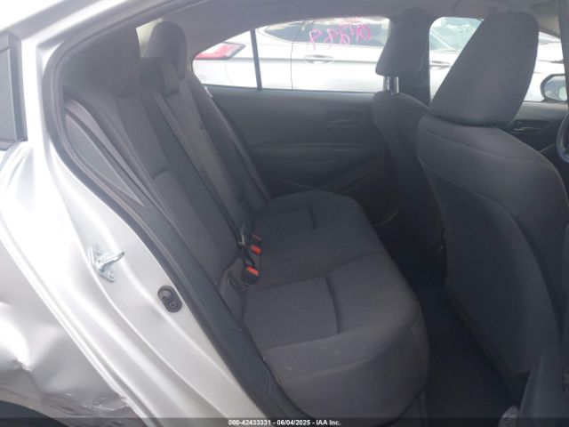 5YFB4MDE6PP024815 Toyota COROLLA LE
