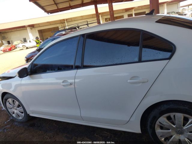3VWD17AJXEM374440 Volkswagen 2014